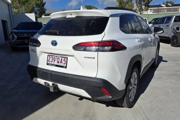 2022 Toyota Corolla Cross MXGH15R GXL SUV Image 3