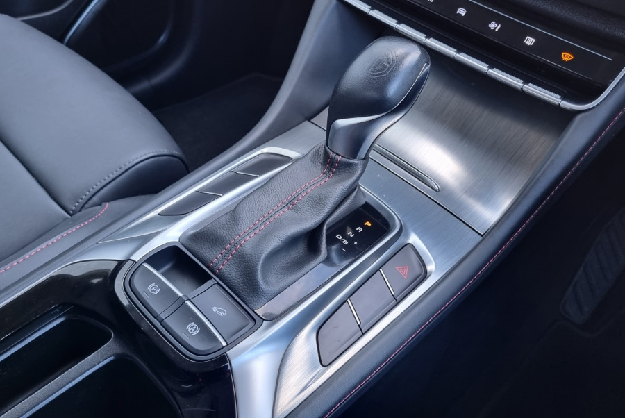 2024 MG HS Vibe 1.5 Petrol/7 Speed Auto SUV Image 14