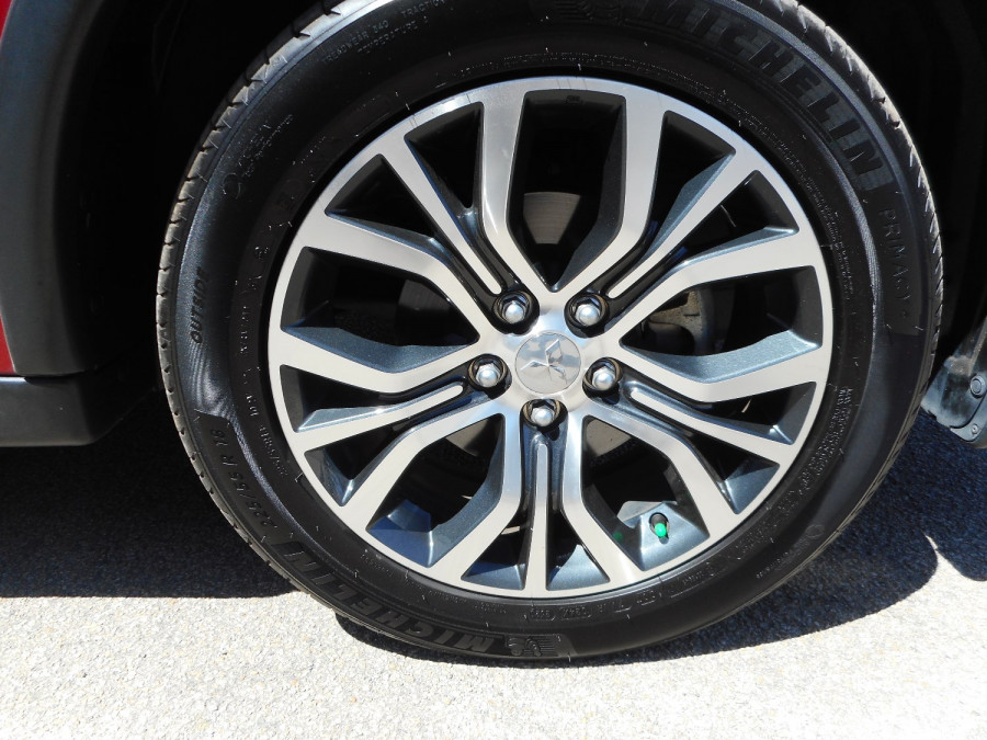 2015 MY16 Mitsubishi Outlander ZK  XLS Suv Image 9