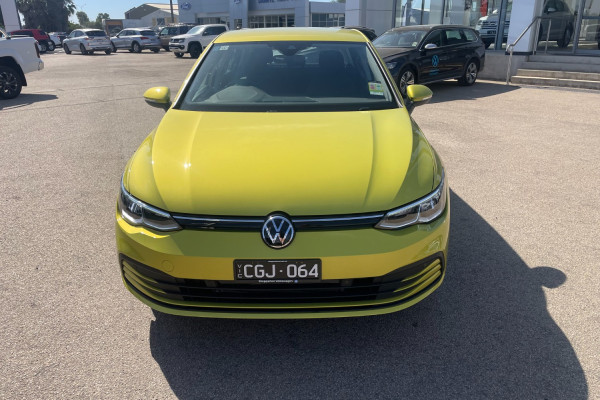 2022 Volkswagen Golf 8 110TSI Life Hatch