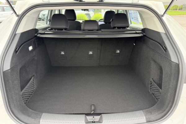 2026 MG HS Super Hybrid Excite SUV Image 6