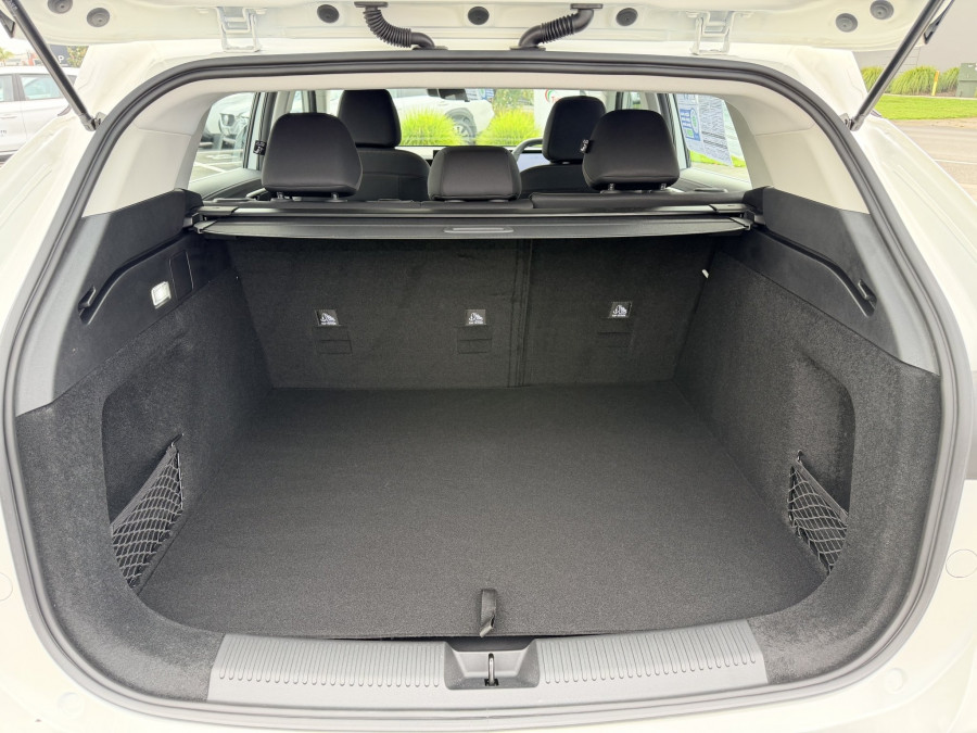 2026 MG HS Super Hybrid Excite SUV Image 6