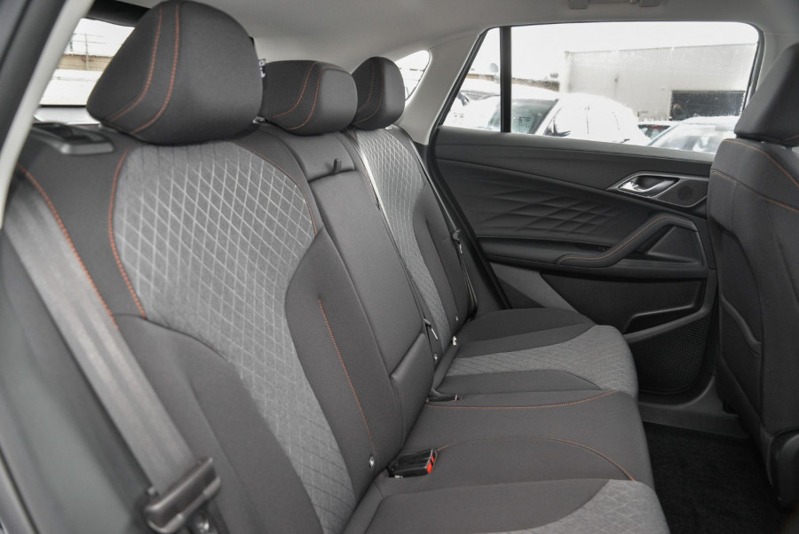 2025 MY24.5 MG HS AS33 Vibe SUV Image 20