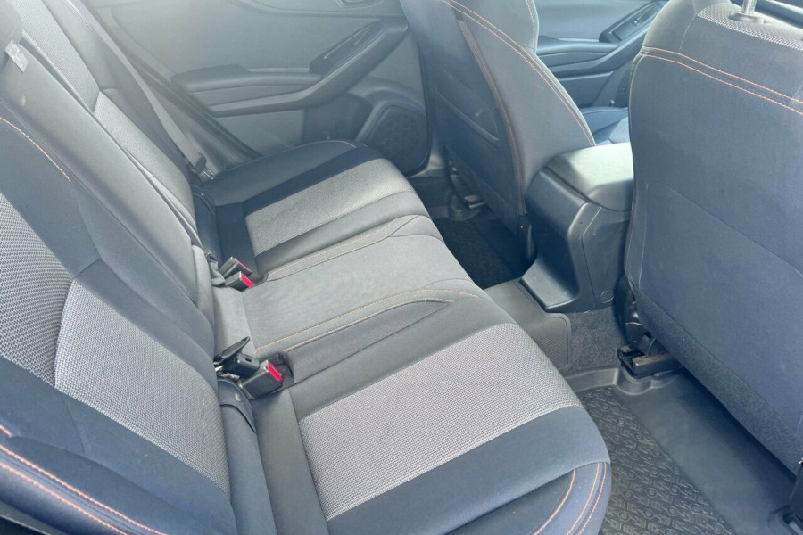 2017 Subaru XV G4-X 2.0i SUV Image 12