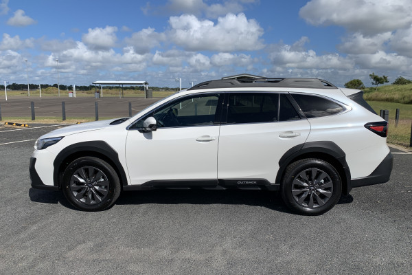 2025 Subaru Outback 6GEN AWD Premium Special Edition SUV