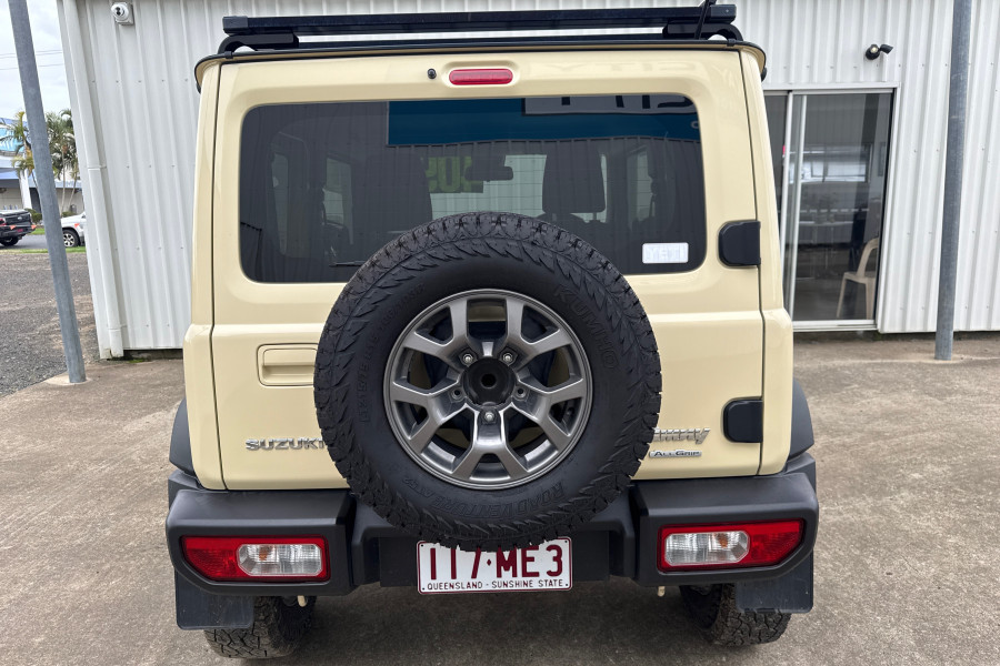 2023 Suzuki Jimny JB74 GLX Coupe Image 6