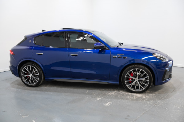 2023 Maserati Grecale Trofeo SUV image 7