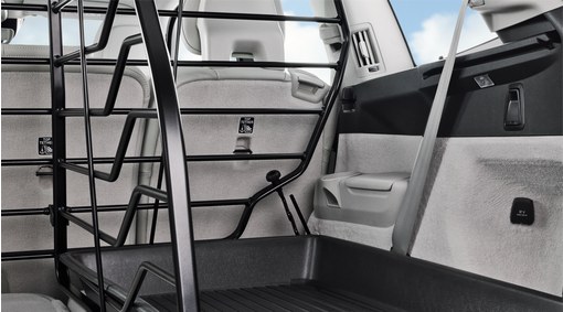 Load compartment divider - longitudinal
