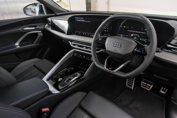 2025 Audi Q5 GU TDI 150kW Sport SUV image 7