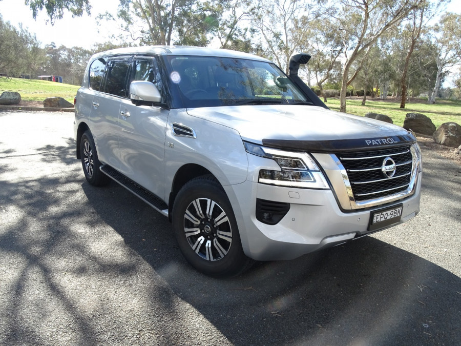2021 Nissan Patrol Y62 Series 5 Ti SUV Image 1