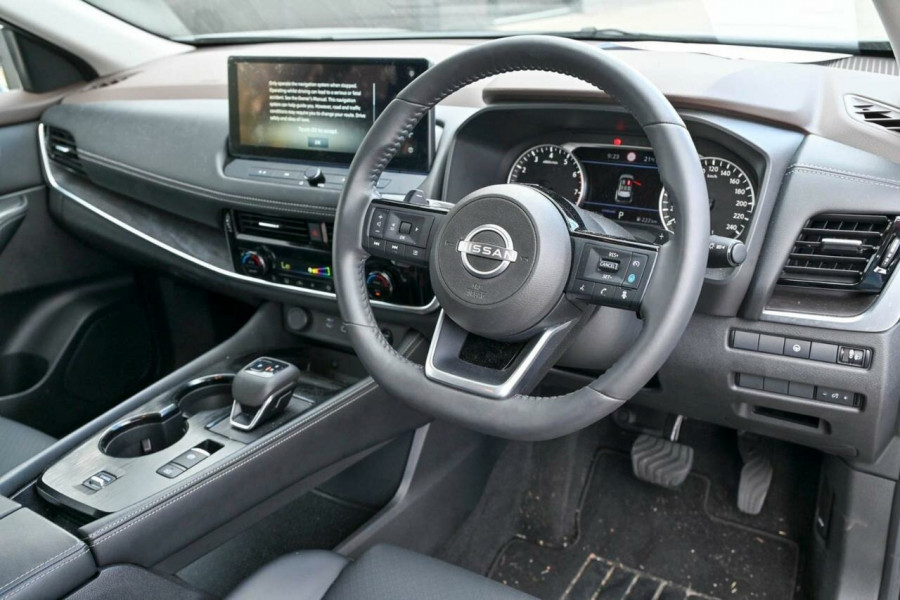 2025 Nissan X-Trail T33 ST-L SUV Image 8