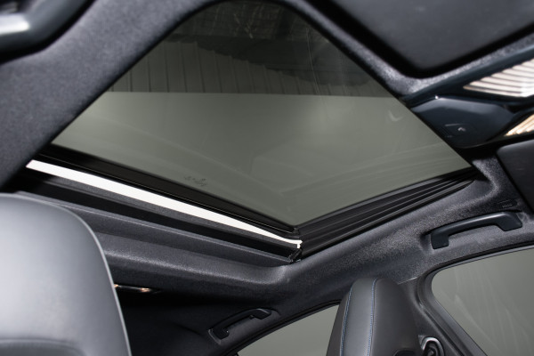 2022 BMW 3 Series 30e M Sport Phev Sedan Image 5