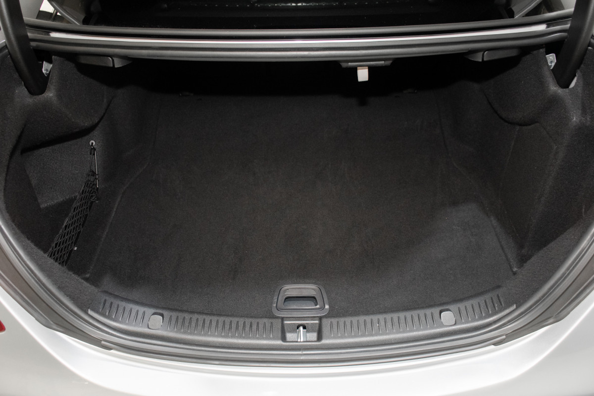 2018 Mercedes-Benz E-Class E200 Sedan