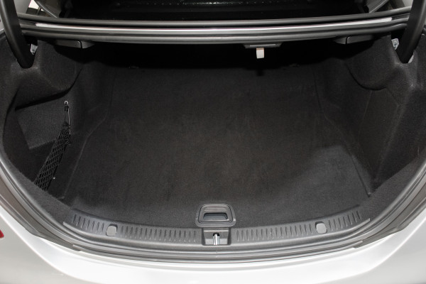 2018 Mercedes-Benz E-Class E200 Sedan Image 12