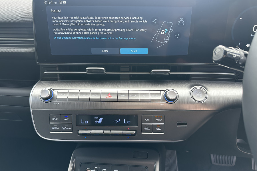 2025 Hyundai KONA SX2.V2 Hybrid Premium SUV Image 14