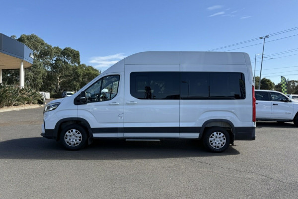 2021 LDV Deliver 9  Bus