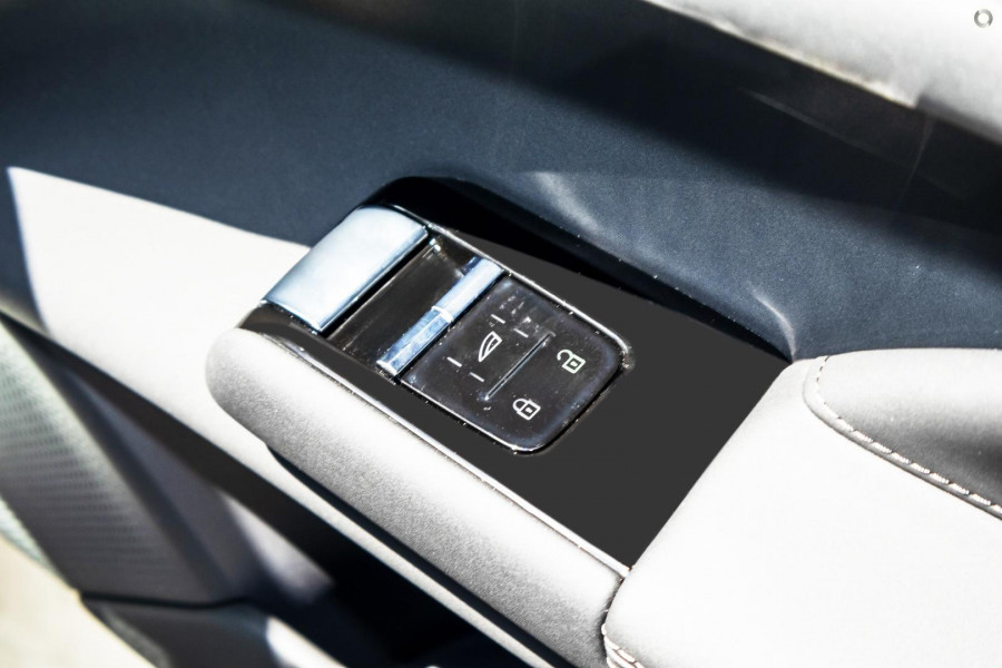 2026 Volvo ES90  Ultra Single Motor Sedan Image 12
