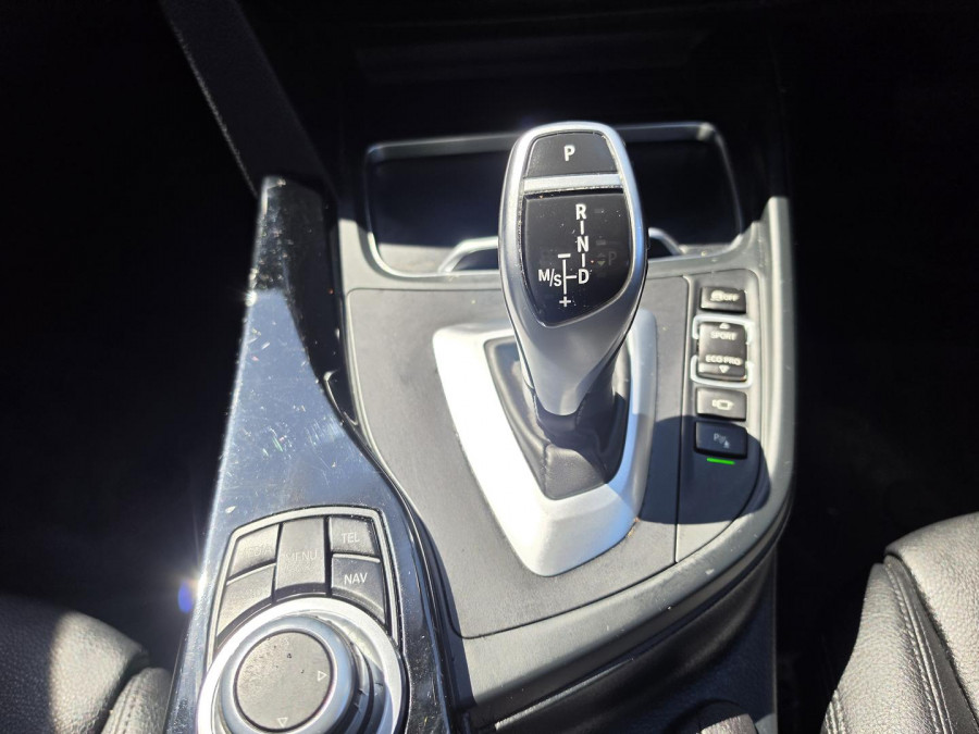 2016 BMW 3 Series F30 LCI 320i Sport Line Sedan Image 19