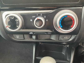 2016 Honda Jazz GF VTi Hatch image 12