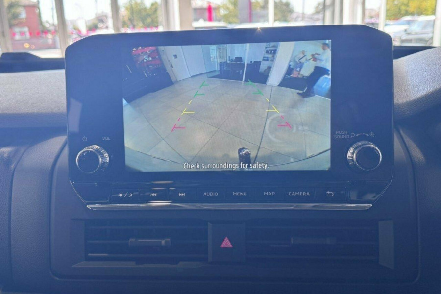 2025 Mitsubishi Triton MV  GLX+ Cab Chassis Image 19