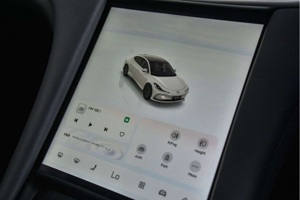 2026 MG IM5 P12L Premium Hatch Image 20