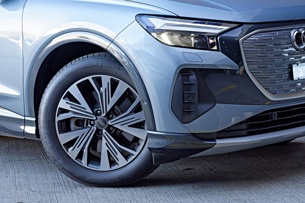 2025 MY24 Audi Q4 e-tron F4 45 SUV