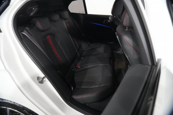 2022 BMW 1 Series 28ti Hatch image 15