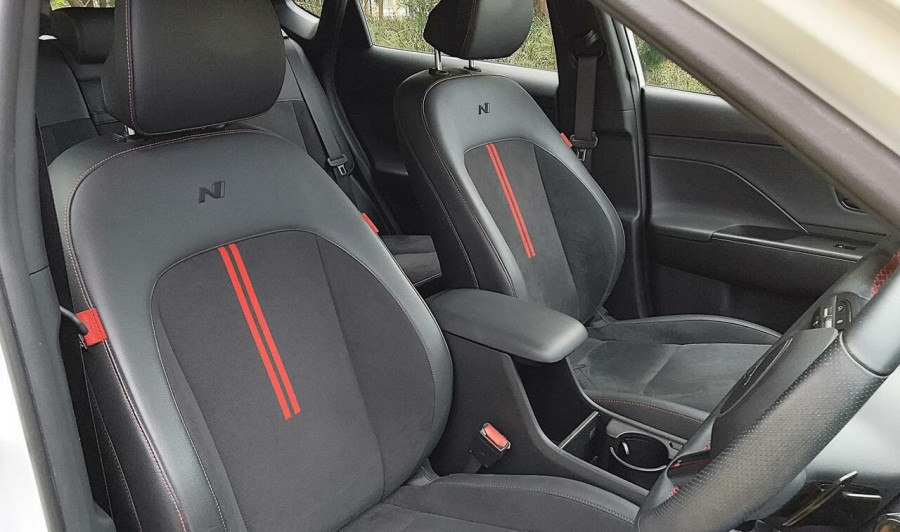 2024 Hyundai KONA SX2.V1 Hybrid N Line SUV Image 13