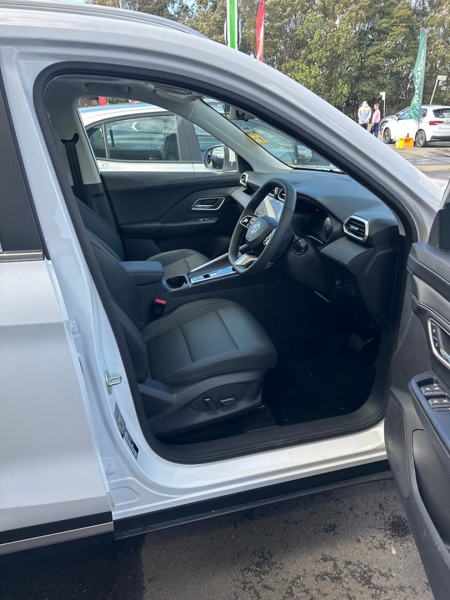 2026 MY26.5 MG ZS ZS32 Essence Hybrid+ SUV Image 12