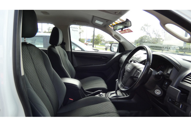 2019 Isuzu D-MAX TF MY19 SX 4X4 Cab Chassis Image 15