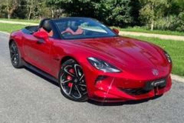 2024 MY24.5 MG Cyberster EC32  Convertible