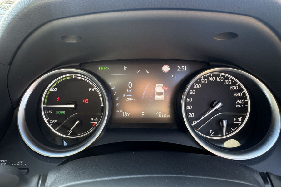 2023 Toyota Camry AXVH70R SX Hybrid Sedan Image 4