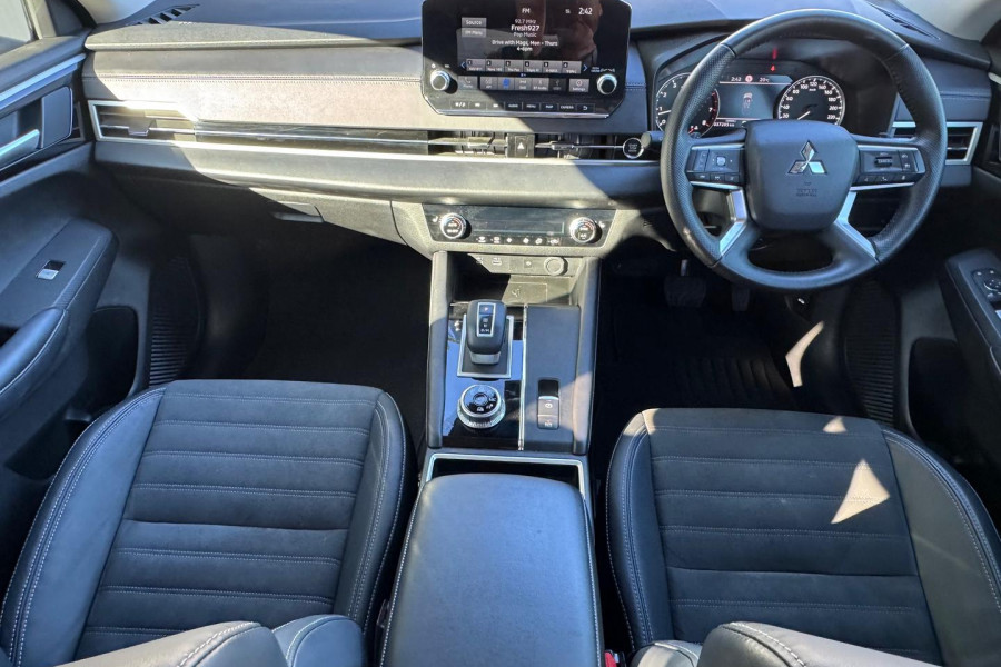 2023 Mitsubishi Outlander ZM Aspire SUV Image 11