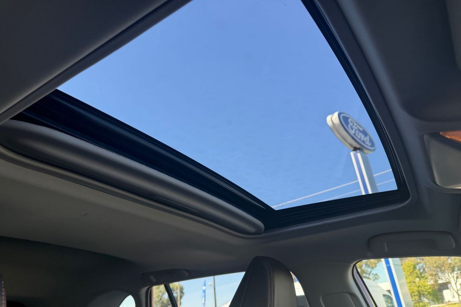 2020 Toyota RAV4 AXAA54R Edge Wagon Image 20