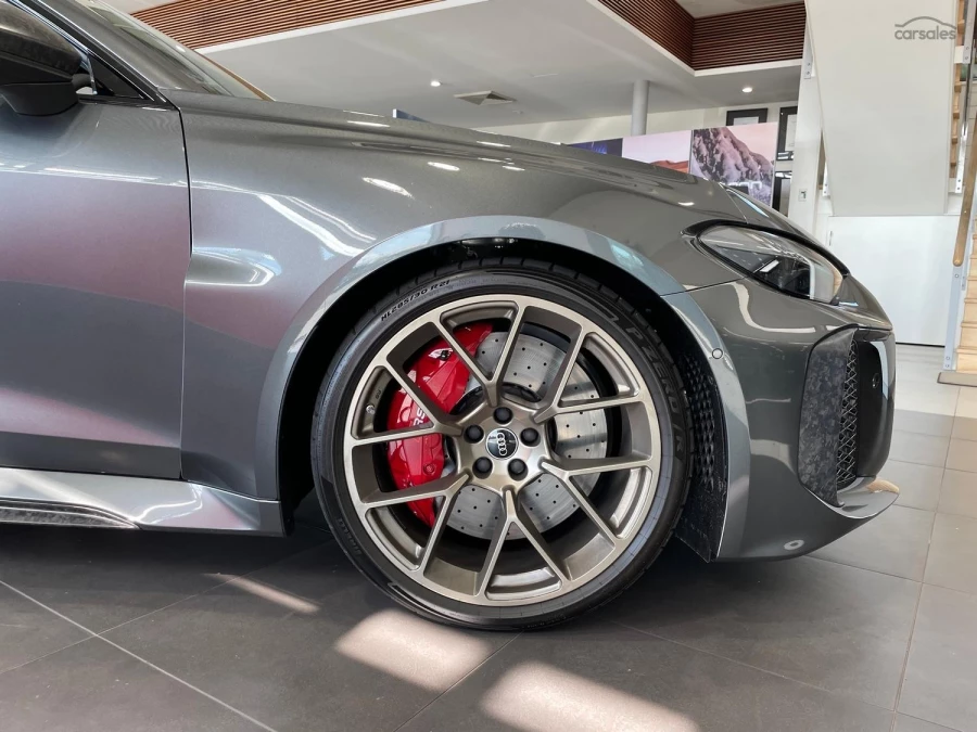 2026 Audi RS 5 Sedan Image 8