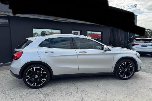 2017 Mercedes-Benz GLA-Class X156 GLA250 SUV Image 5