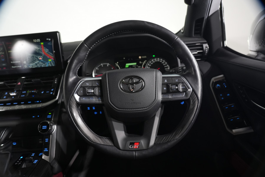 2023 Toyota LandCruiser Lc300 Gr-S (4x4) SUV Image 15