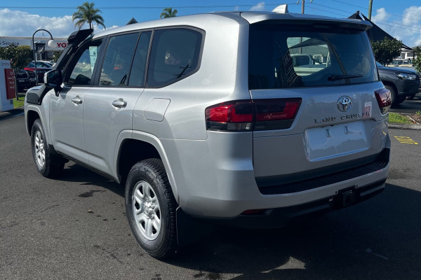 2025 Toyota LandCruiser FJA300R GX (Series 2) SUV Image 6