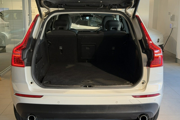 2021 Volvo XC60 UZ T5 Momentum SUV Image 9
