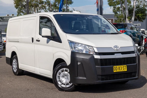 2022 Toyota HiAce GDH300R  Van Image 1