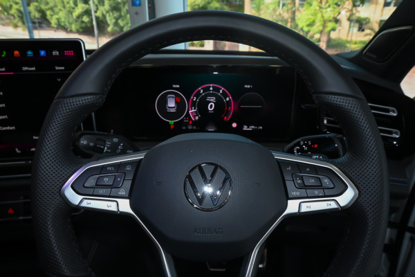2025 Volkswagen Tiguan CT 150TSI R-Line SUV Image 11