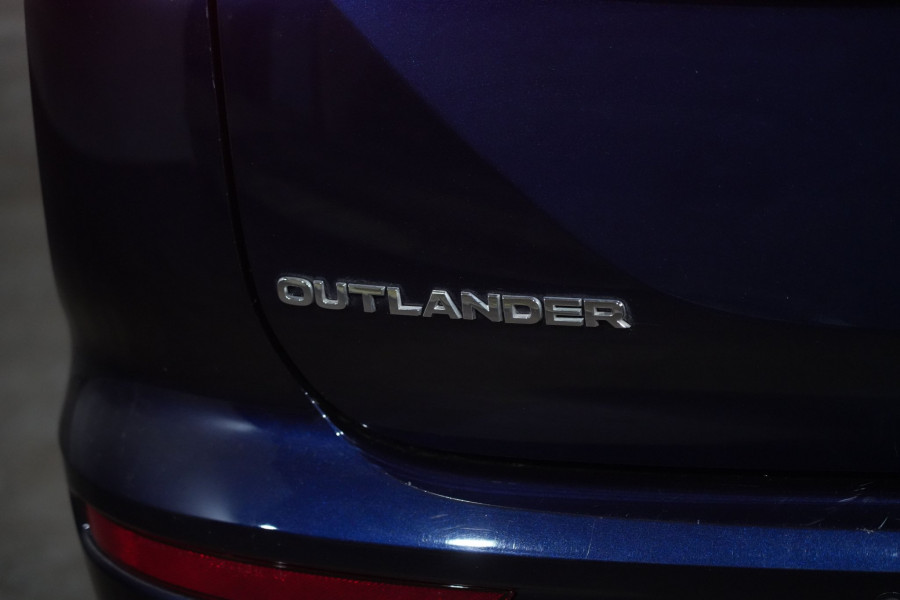 2022 Mitsubishi Outlander Aspire SUV Image 9