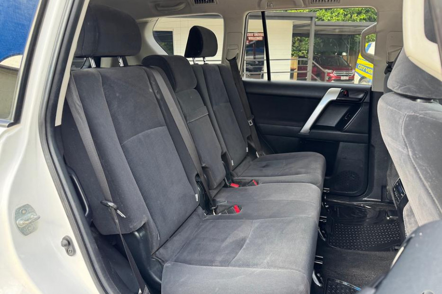 2018 Toyota LandCruiser Prado GDJ150R GXL SUV Image 9