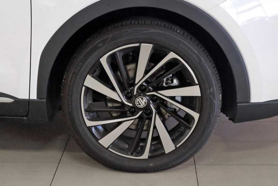 2024 MY25 MG ZS ZS32 Essence Hybrid+ SUV Image 22