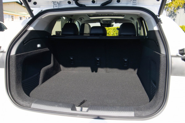2026 MG HS Essence SUV Image 9