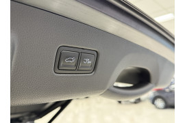 2023 Kia Carnival KA4 Special Edition People Mover