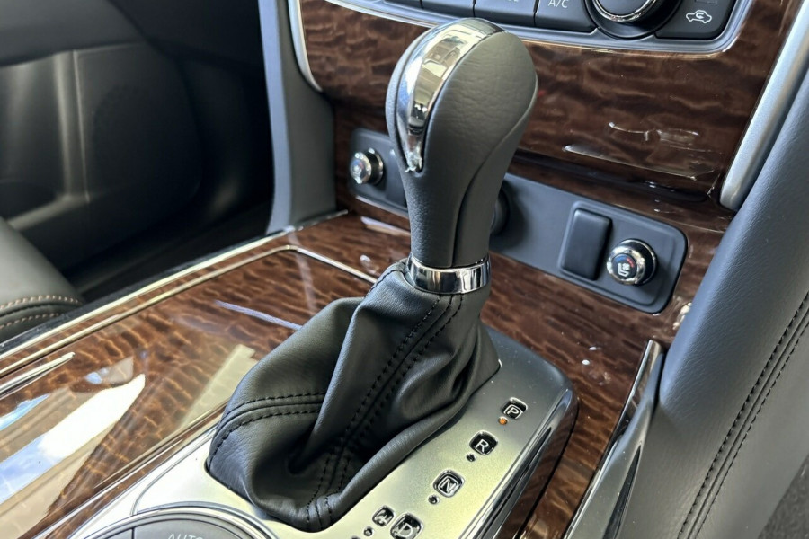 2024 Nissan Patrol Y62 Series 5 Ti-L SUV Image 28