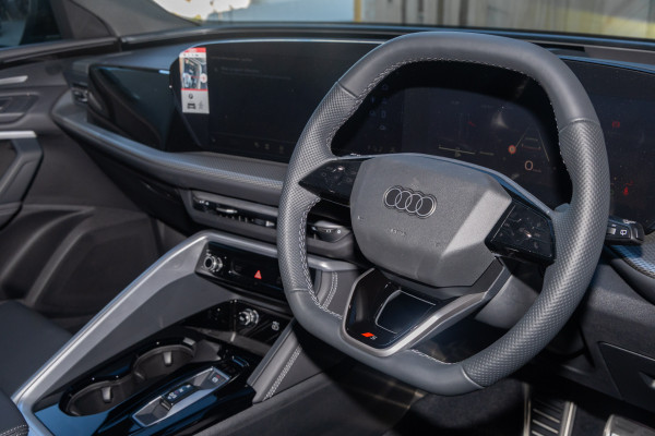 2025 Audi Q5 GU TDI 150kW Sport SUV image 5