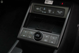 2025 Hyundai KONA SX2.V2 Premium SUV image 13
