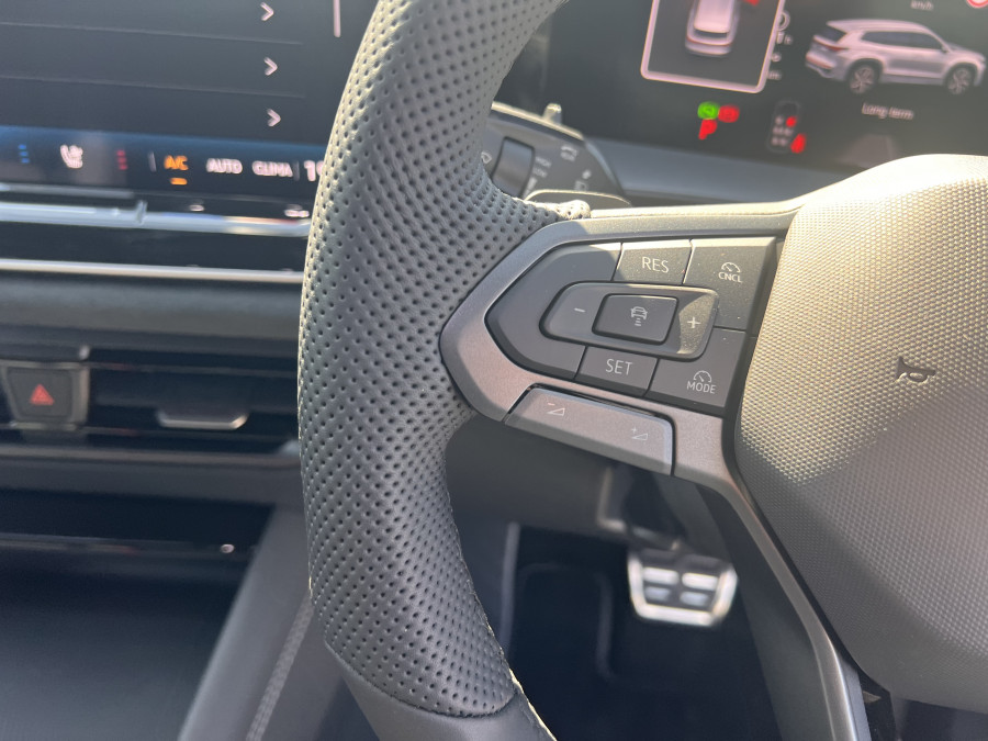 2026 Volkswagen Tayron R4 195TSI R-Line SUV Image 14